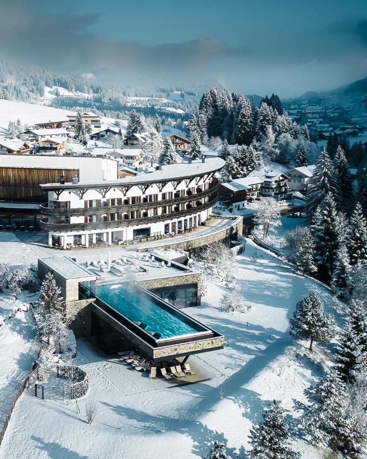 A-Rosa Ifen Hotel Kleinwalsertal Hirschegg (Vorarlberg) Exterior foto The Hotel