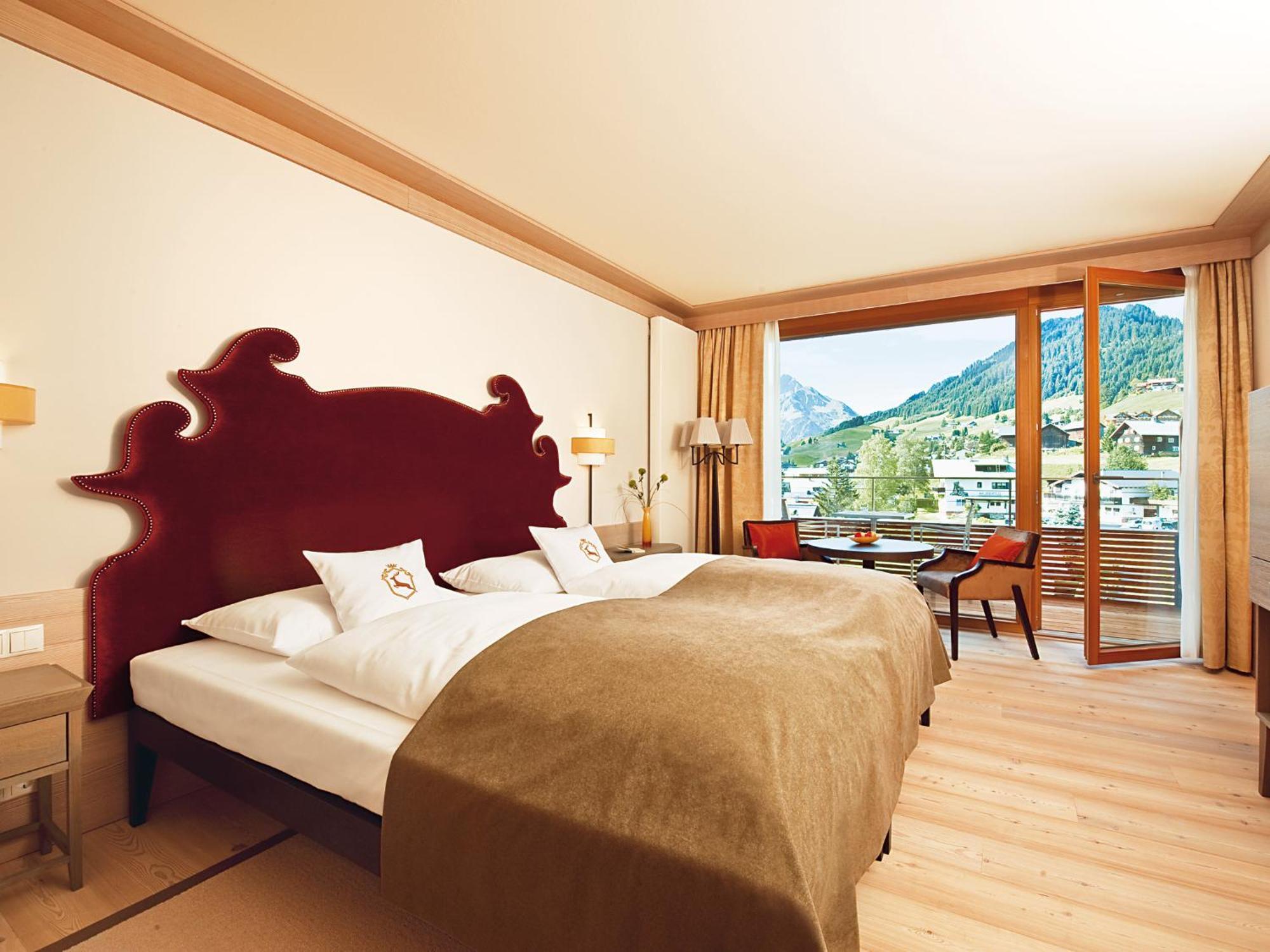 A-Rosa Ifen Hotel Kleinwalsertal Hirschegg (Vorarlberg) Quarto foto A typical room at the Hotel Axelmannstein